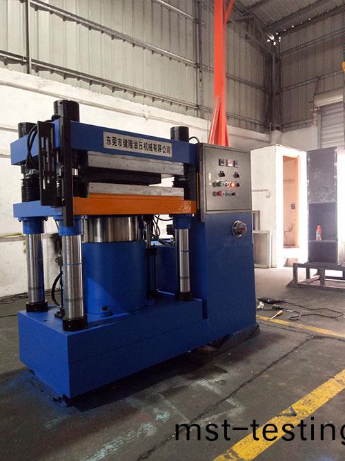 東(dong)莞(guan)油(you)壓(ya)機廠傢(jia)